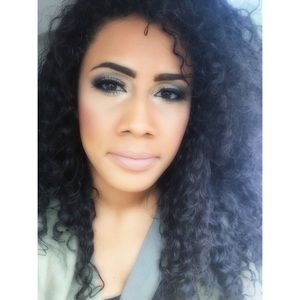 Meet your Posher, Lizbeth