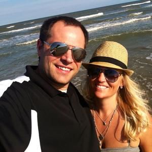 Meet your Posher, Casey