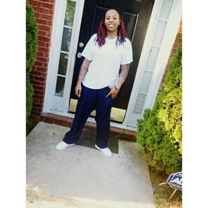 Meet your Posher, Jade