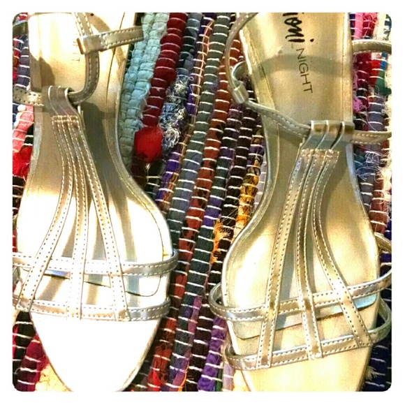 Gorgeous Formal Silver 3 Inch Heels