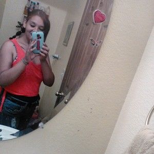 Meet your Posher, Claudette