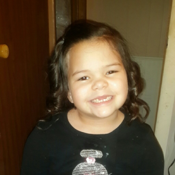 Meet your Posher, Brittany - Picture 4 of 4