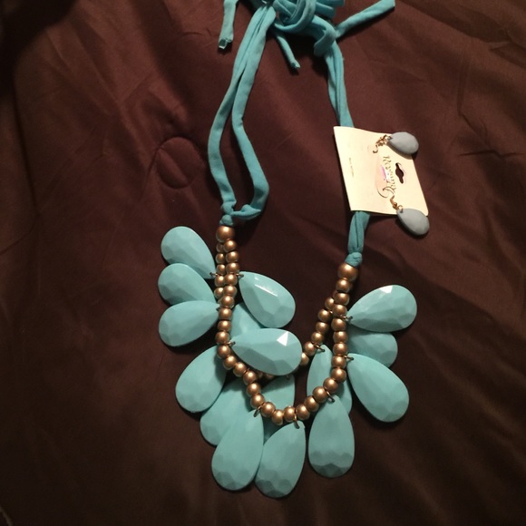 Necklace adjustable blue with earrings new - Picture 2 of 4