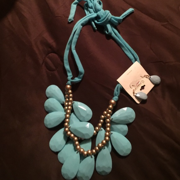 Necklace adjustable blue with earrings new - Picture 4 of 4