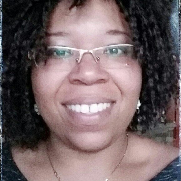 Welcome to Bella Classic Vintage, I am Denise - Picture 1 of 1