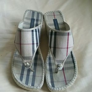 Authentic  Burberry  Thongs