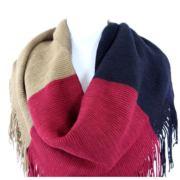 Fringe Infinity Scarf - Picture 3 of 4