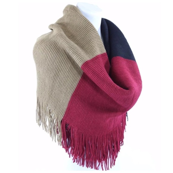 Fringe Infinity Scarf - Picture 4 of 4