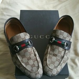 AUTHENTIC MENS  GUCCI  LOAFERS