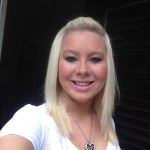 Meet your Posher, Aimee