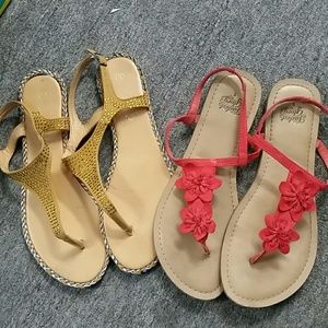 2 PAIRS sandals sz 9