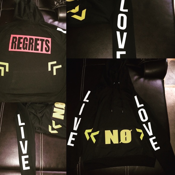 LiveLoveNoRegrets hoodie - Picture 1 of 4