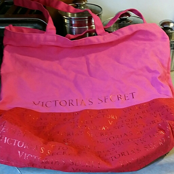VS TOTE