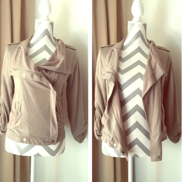 🚫SOLD🚫 - Picture 3 of 4