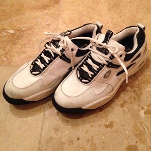 Men's golf shoes