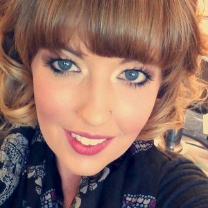 Meet your Posher, Kelli