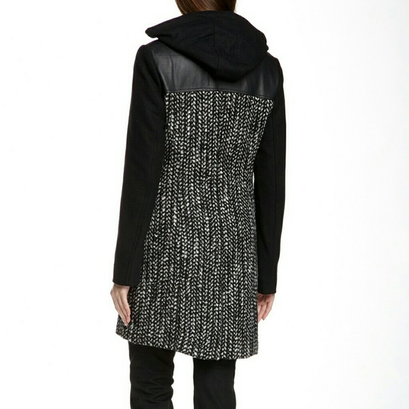 SOLD FINAL SALE ☆HP☆ Andrew Marc Wool Blend Coat - Picture 2 of 3