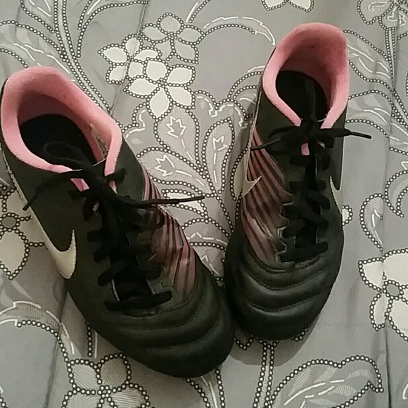 Girls Nike cleats