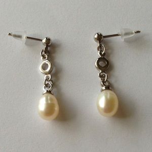 New:925 Sterling Silver Natural Pearl Earrings