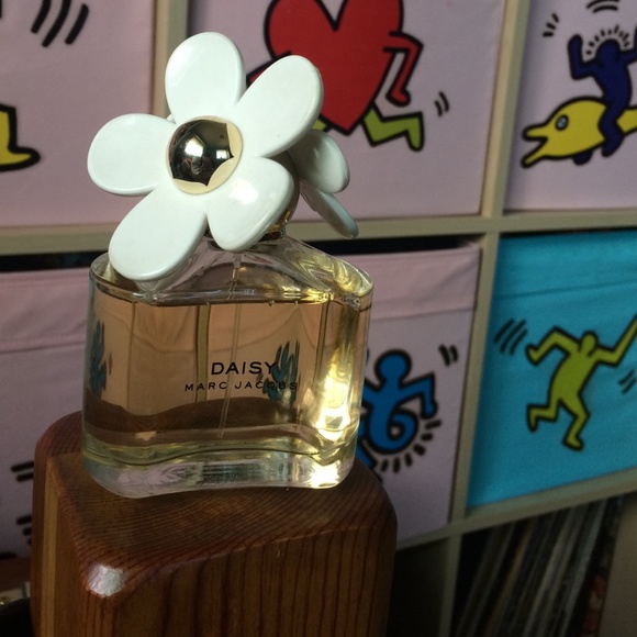 Marc Jacobs Daisy perfume 🌼 3.4 fl oz