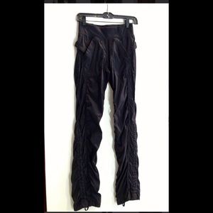 Lululemon unlined Quickstep Pants, new w/o tags
