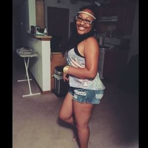 Meet your Posher, Leasha