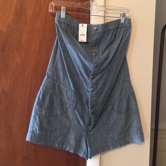 Express jean colored romper- size small NWT