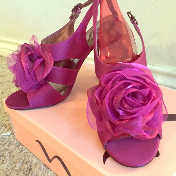 Nina Fuschia Luster Rosette Heels