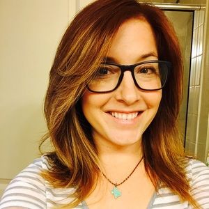 Meet your Posher, Alicia