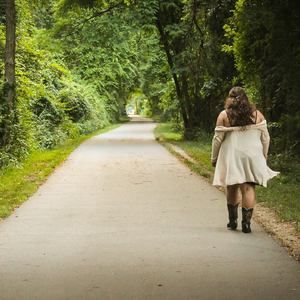 Meet your Posher, Caitlin