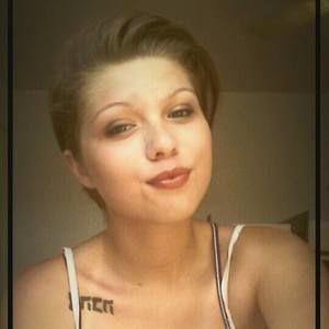 Meet your Posher, Kara