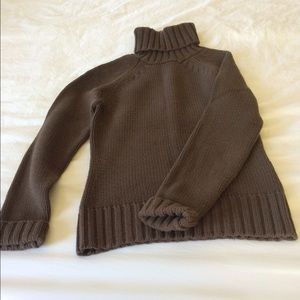 Brown chunky turtleneck sweater, Gap size small