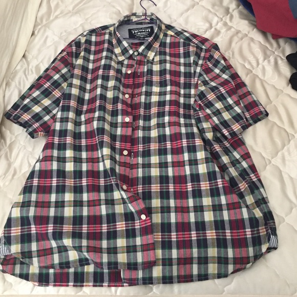 Button up dress shirt - Picture 1 of 1