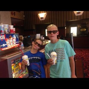 Meet your Posher, Kim