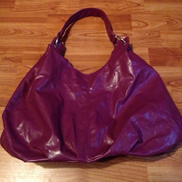 PURPLE XTRA LARGE HANDBAG  NWOT