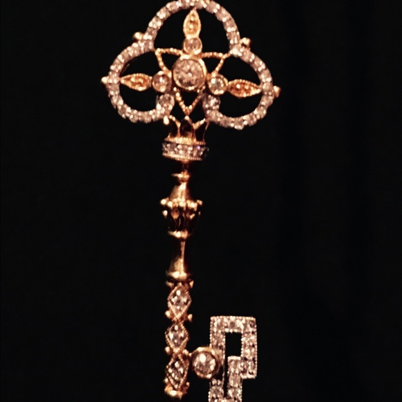 Meet your Posher, Kellie - Picture 2 of 2