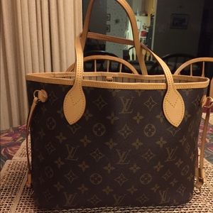 👜SOLD👜Louis Vuitton Neverfull PM