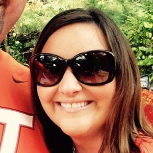 Meet your Posher, Angela