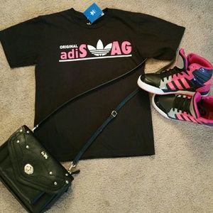 Addidas T-Shirt Brand new! Never worn