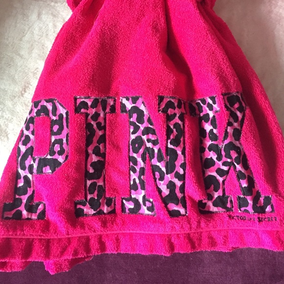 Victoria Secret Pink Bathrobe - Picture 3 of 4