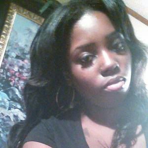 Meet your Posher, Monareka