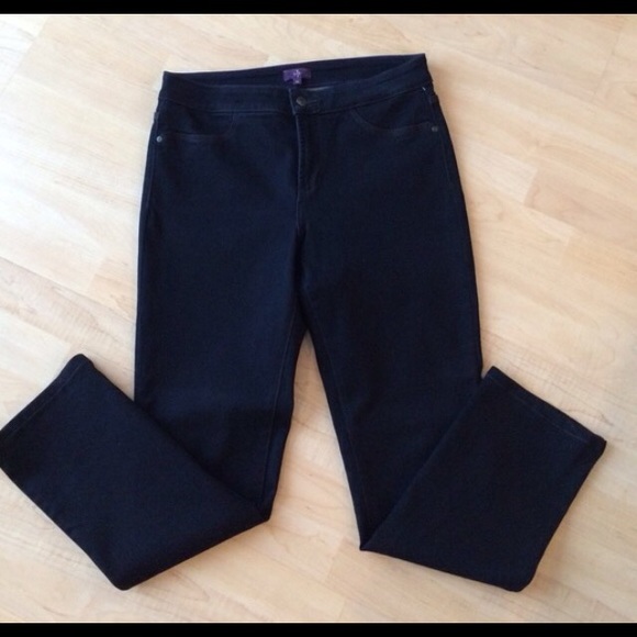 Great condition dark blue NYDJ skinny jeans