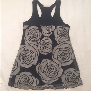 Cute sleeveless top with floral pattern