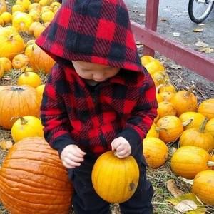 Meet your Posher, Kayla