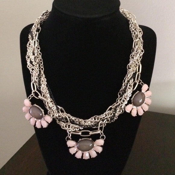 Statement necklace