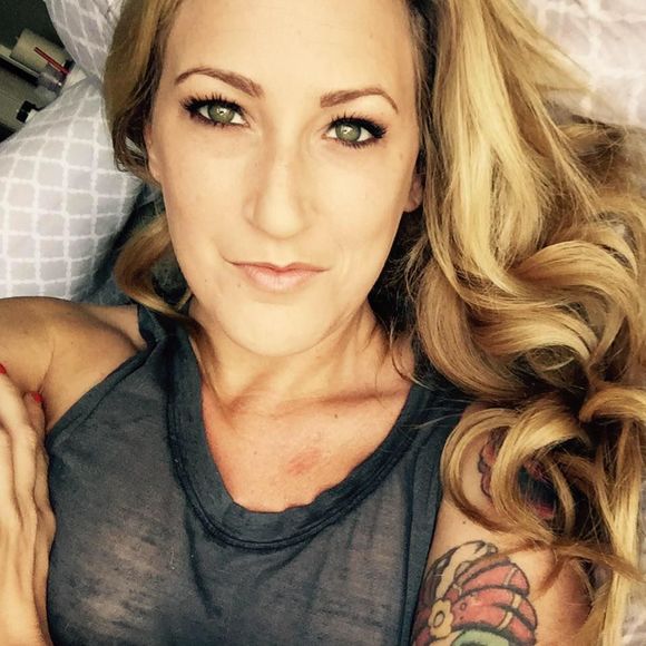 Meet your Posher, Heather - Picture 1 of 1