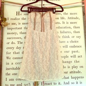 Pins and Needles sweatheart strapless dress