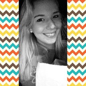 Meet your Posher, Sara