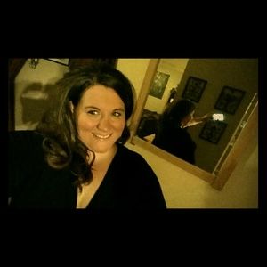 Meet your Posher, Jenn