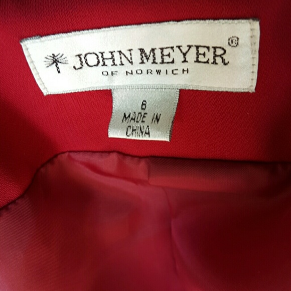 Lady in red! 2 piece designer vintage skirt suit - Picture 4 of 4